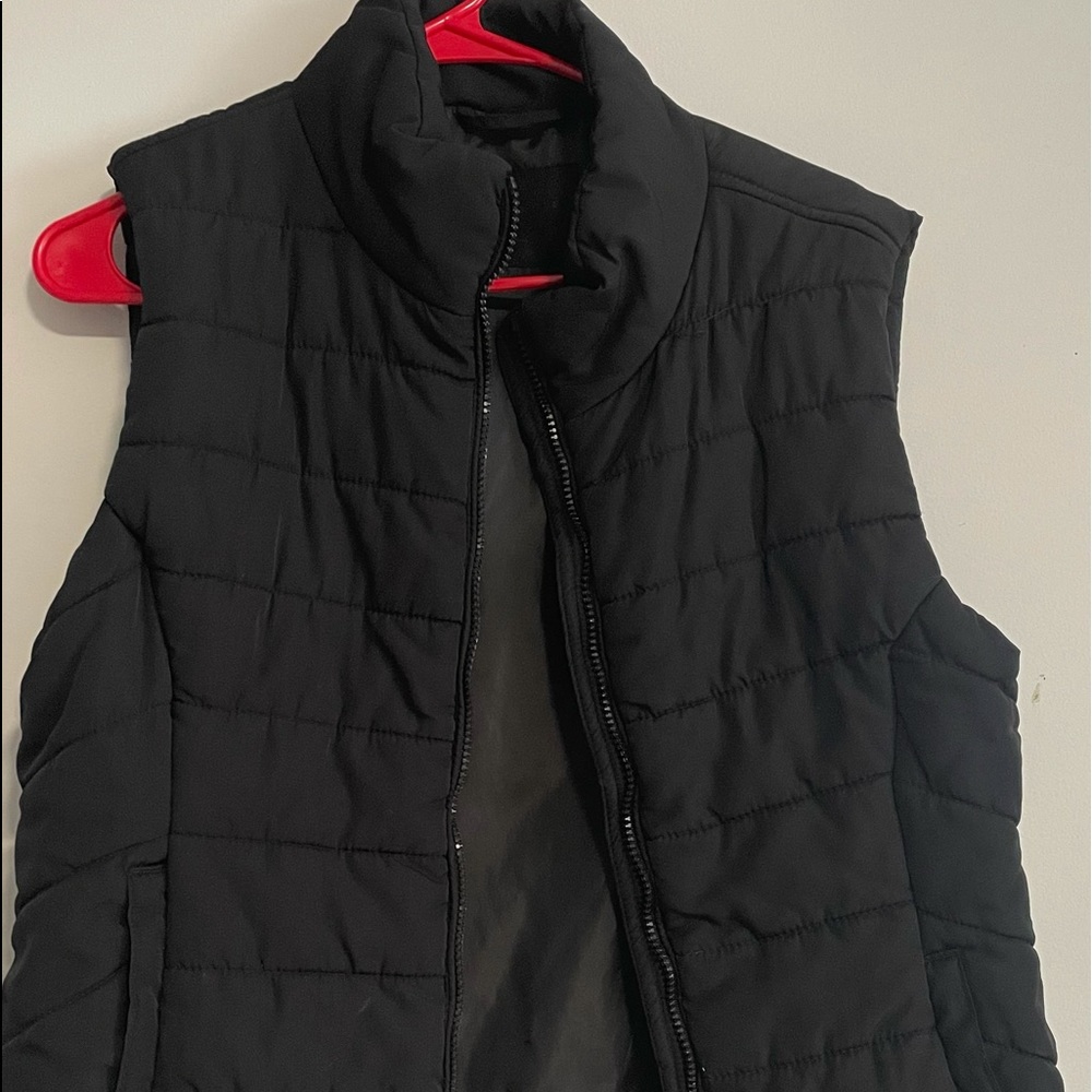 Aeropostal women puffer vest